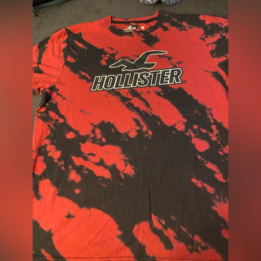 Hollister T-shirt